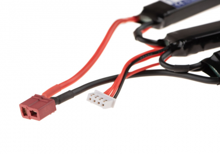 11,1V 2200 mAh Li-Po 20C Split Type T-Plug (10 x 3 x 2 cm)