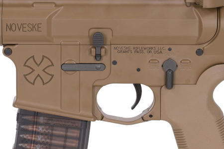 Noveske x EMG N4 Gen.3 SBR Cyma Platinum Gen.2 7" – Tan 0,5 J AEG 6 mm BB