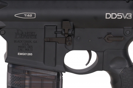 Daniel Defense x EMG DD5 V3 Cyma Platinum Gen.2 16.5" – Schwarz 0,5 J AEG 6 mm BB