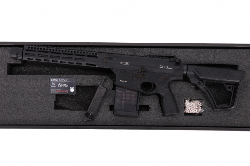 Daniel Defense x EMG DD5 SBR Cyma Platinum Gen.2 12.5" – Schwarz 0,5 J AEG 6 mm BB