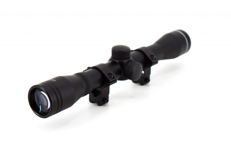 First Strike Zielfernrohr 4x32