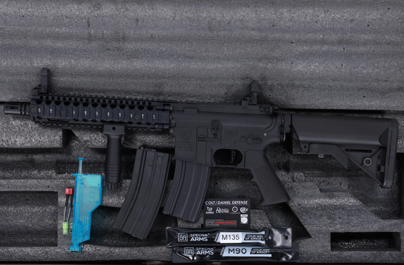 Specna Arms Colt x Daniel Defense MK18 SA-P19 PRIME BLDC 10.5" – Schwarz 0,5 J AEG 6 mm BB